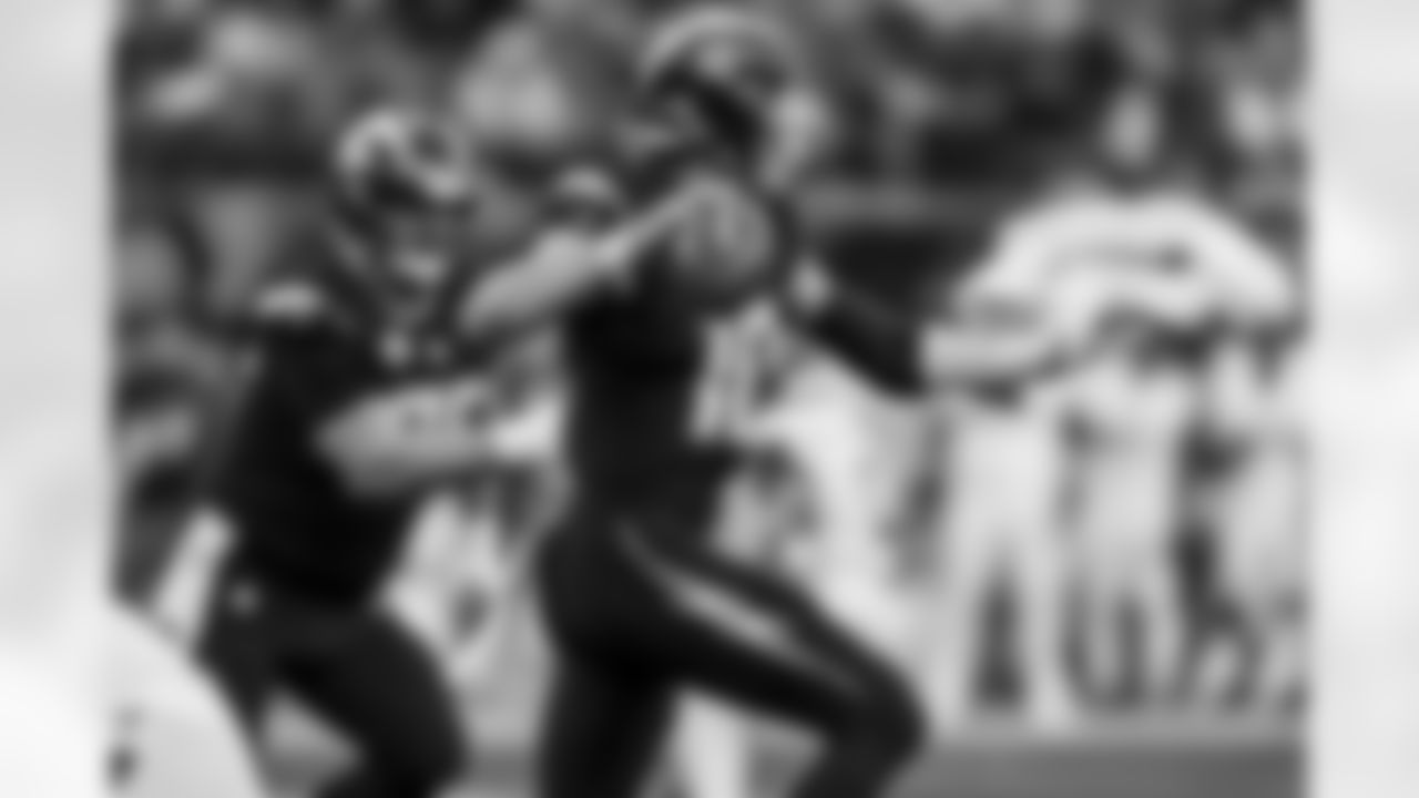 Take a look back at the best photos of Justin Herbert's 2025 campaign.