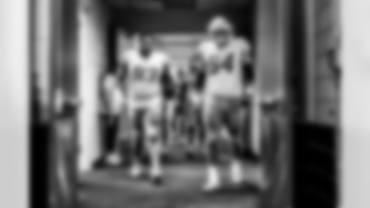 Take a look back at the Chargers Week 18 matchup with the Broncos in monochrome.