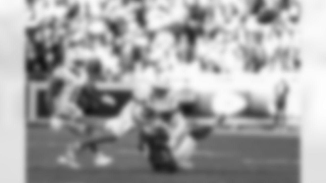 S Derwin James Jr. (3)