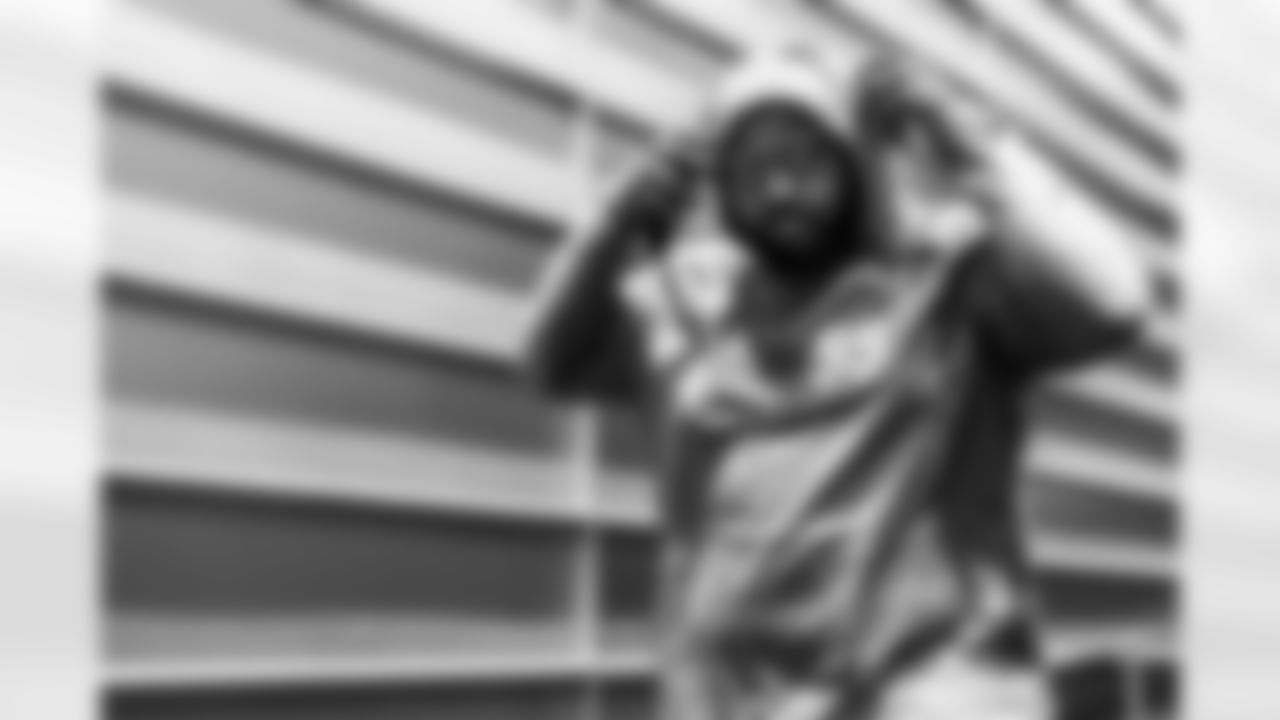 Take a look back at the Chargers Week 16 matchup with the Cowboys in monochrome.