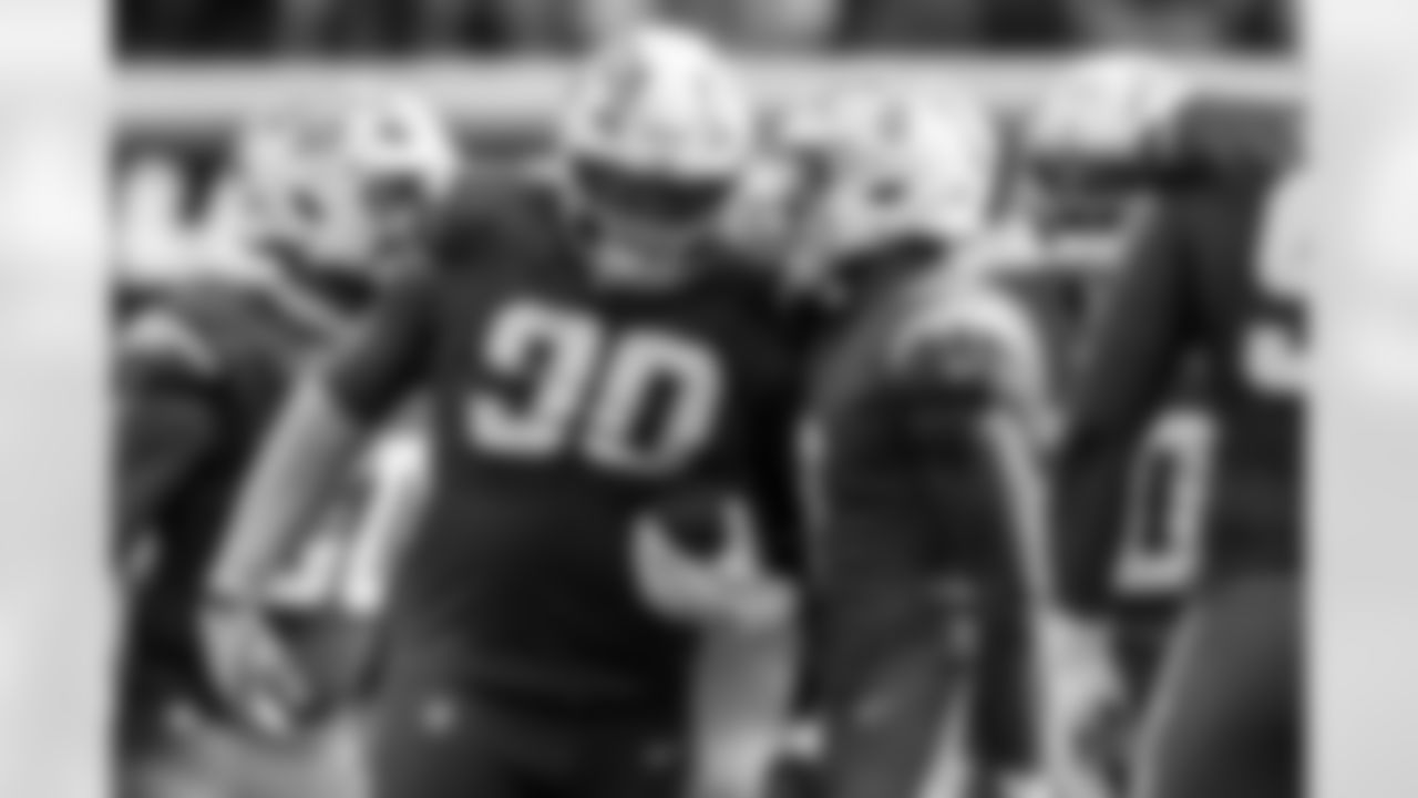 The Los Angeles Chargers play the Washington Commanders on Sunday, October 5, 2025 at SoFi Stadium in Inglewood, CA.
[FINAL SCORE: WAS 27 - LAC 10]