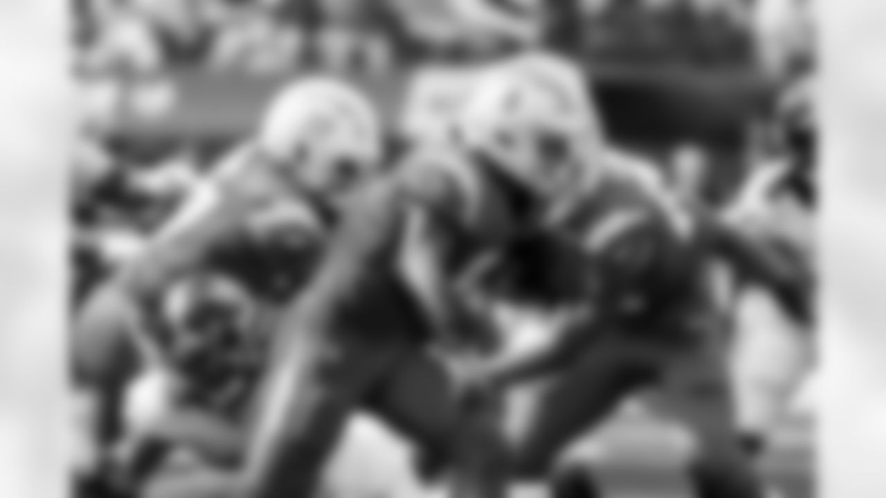 Check out the best shots from the Chargers Week 5 matchup against the Commanders!