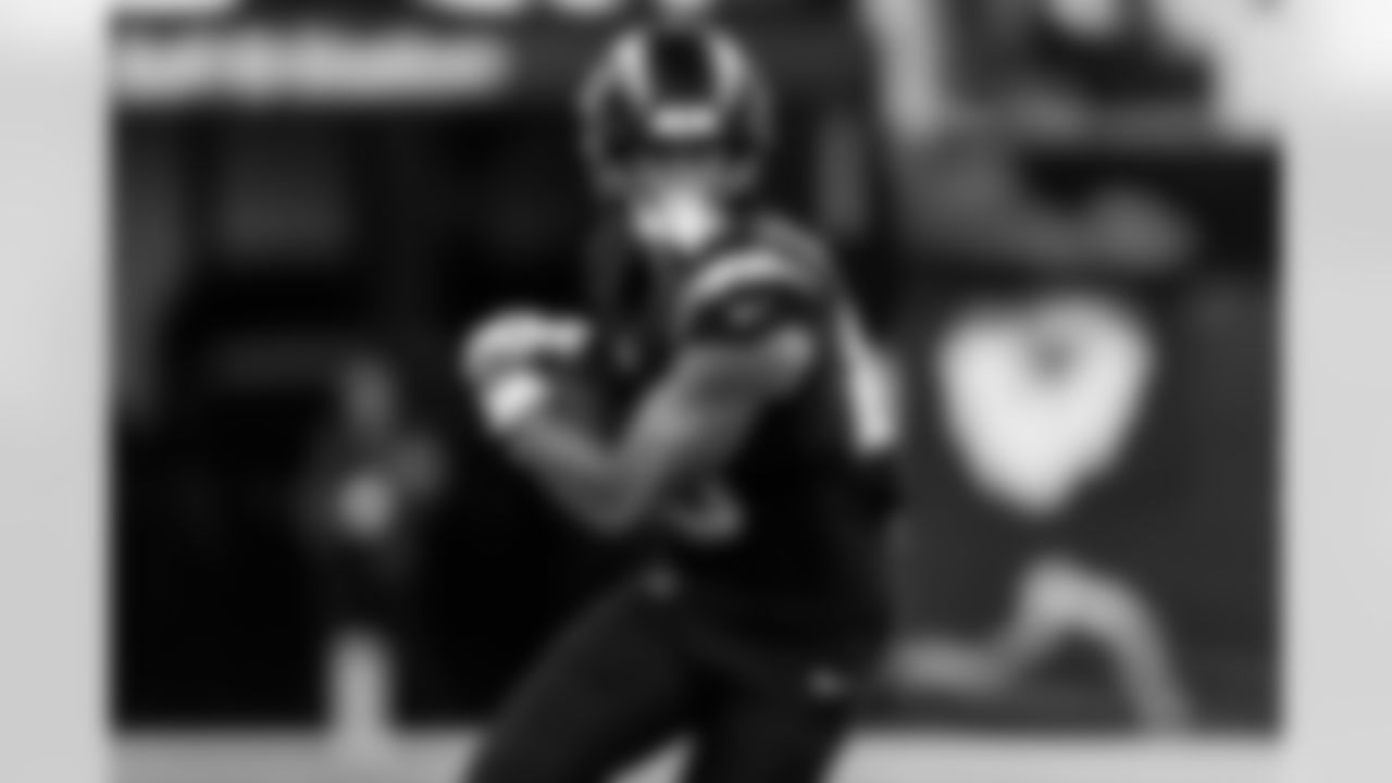 Check out the best shots from the Chargers Week 8 matchup against the Vikings!