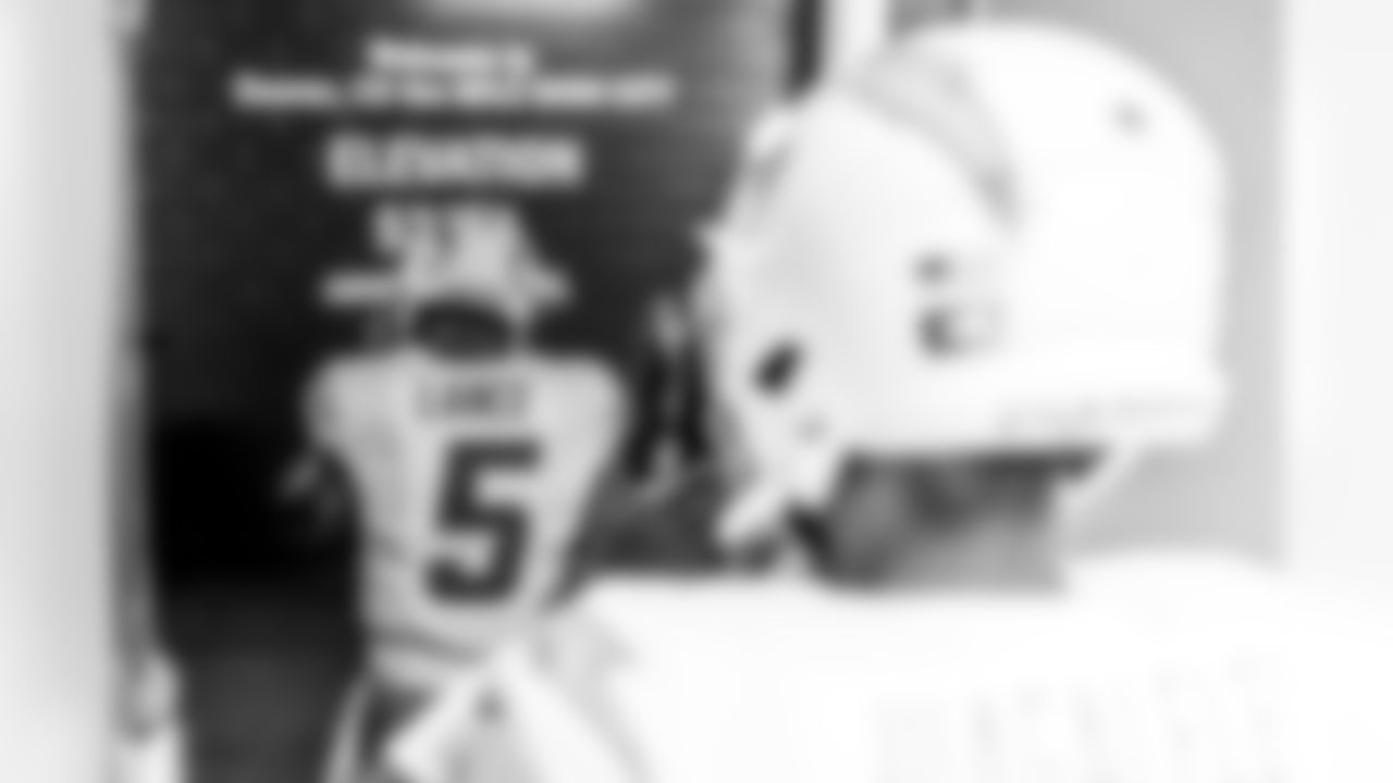 Take a look back at the Chargers Week 18 matchup with the Broncos in monochrome.