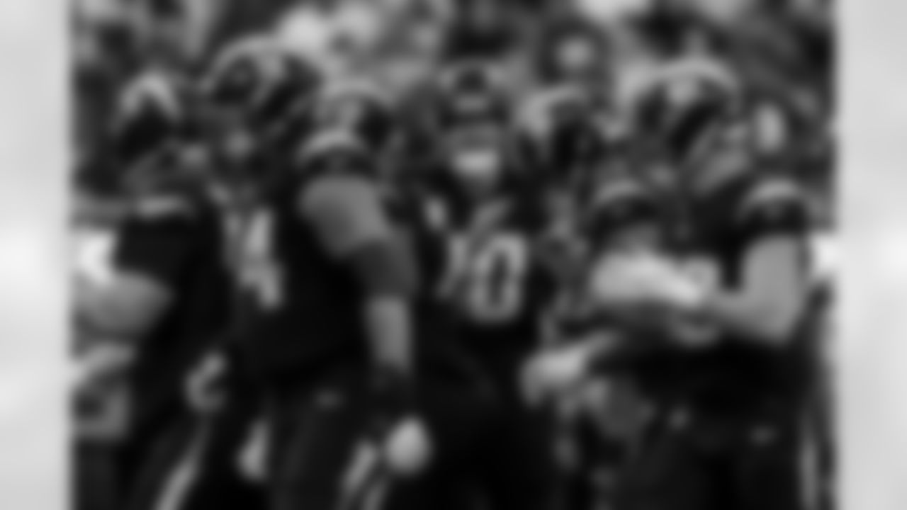 Check out the best shots from the Chargers Week 17 matchup against the Texans!