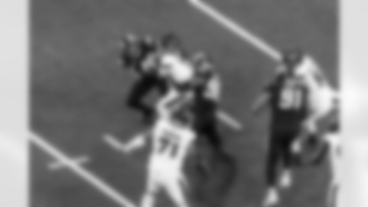 Take a look back at the best photos of Daiyan Henley's 2025 campaign.