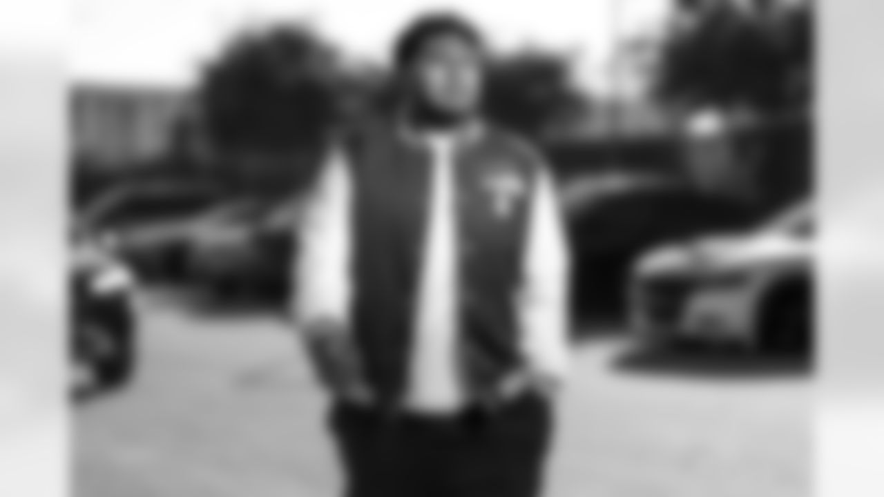 OLB Tuli Tuipulotu (45)