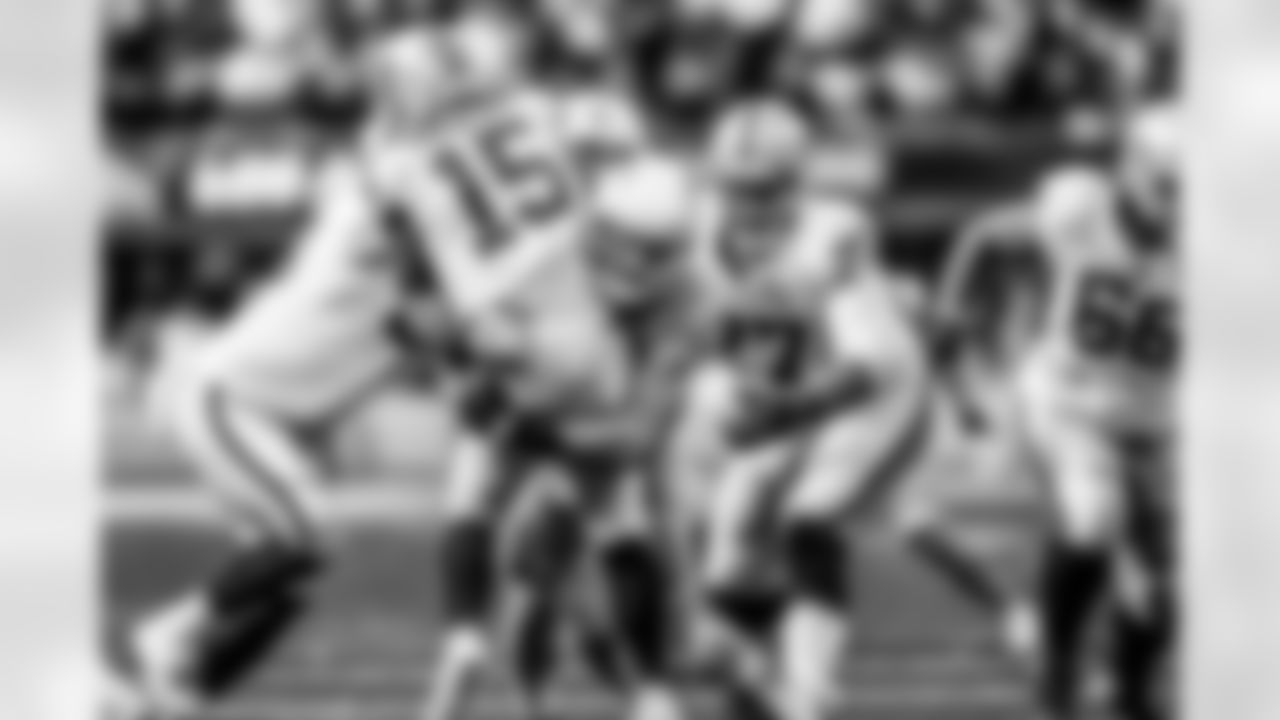 The Los Angeles Chargers play the Las Vegas Raiders on Sunday, September 8, 2024 at SoFi Stadium in Inglewood, CA.
[FINAL SCORE: LAC 22 - LV 10]