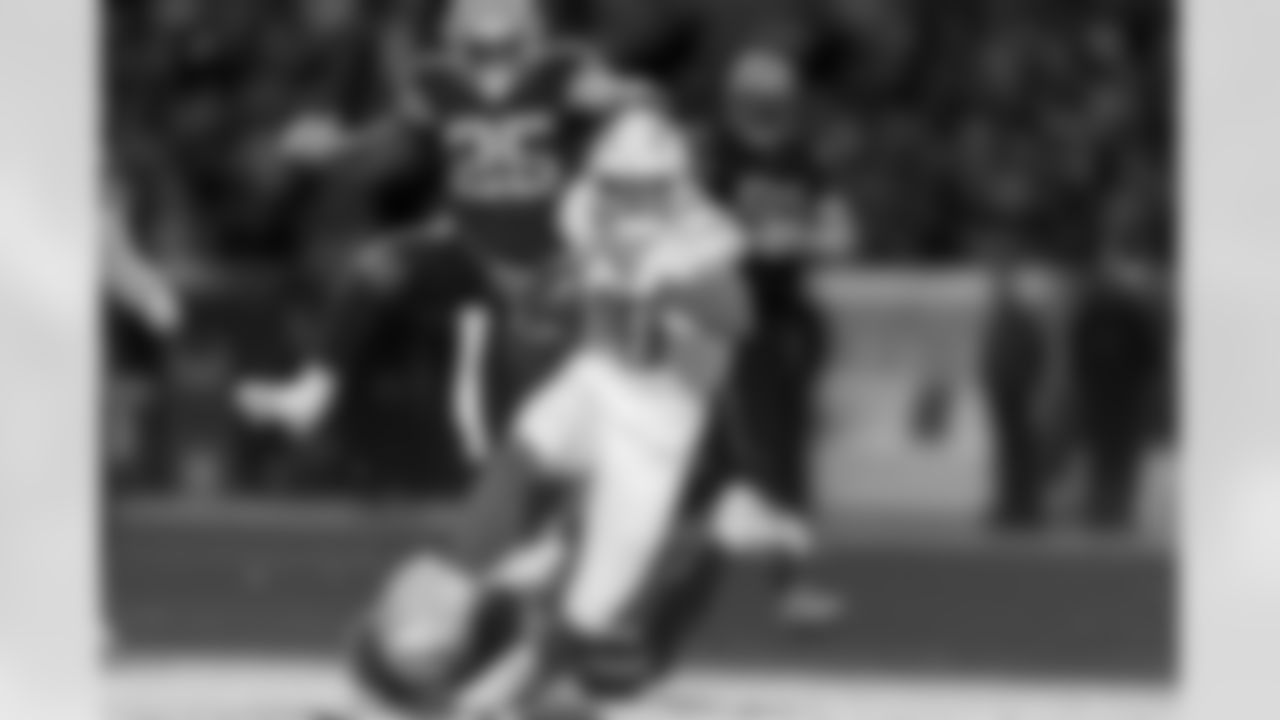 The Los Angeles Chargers play the Green Bay Packers on Sunday, November 19, 2023 at Lambeau Field in Green Bay, WI.
[FINAL SCORE: GB 23 - LAC 20]