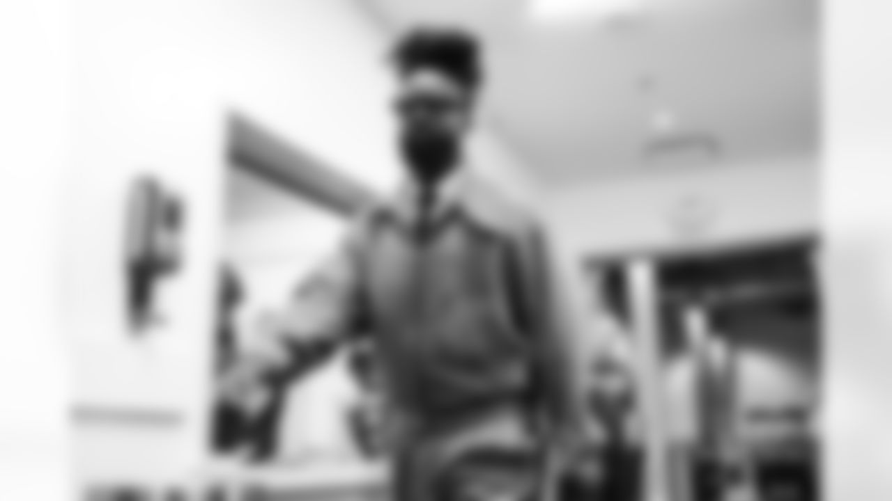 CB Donte Jackson (26)