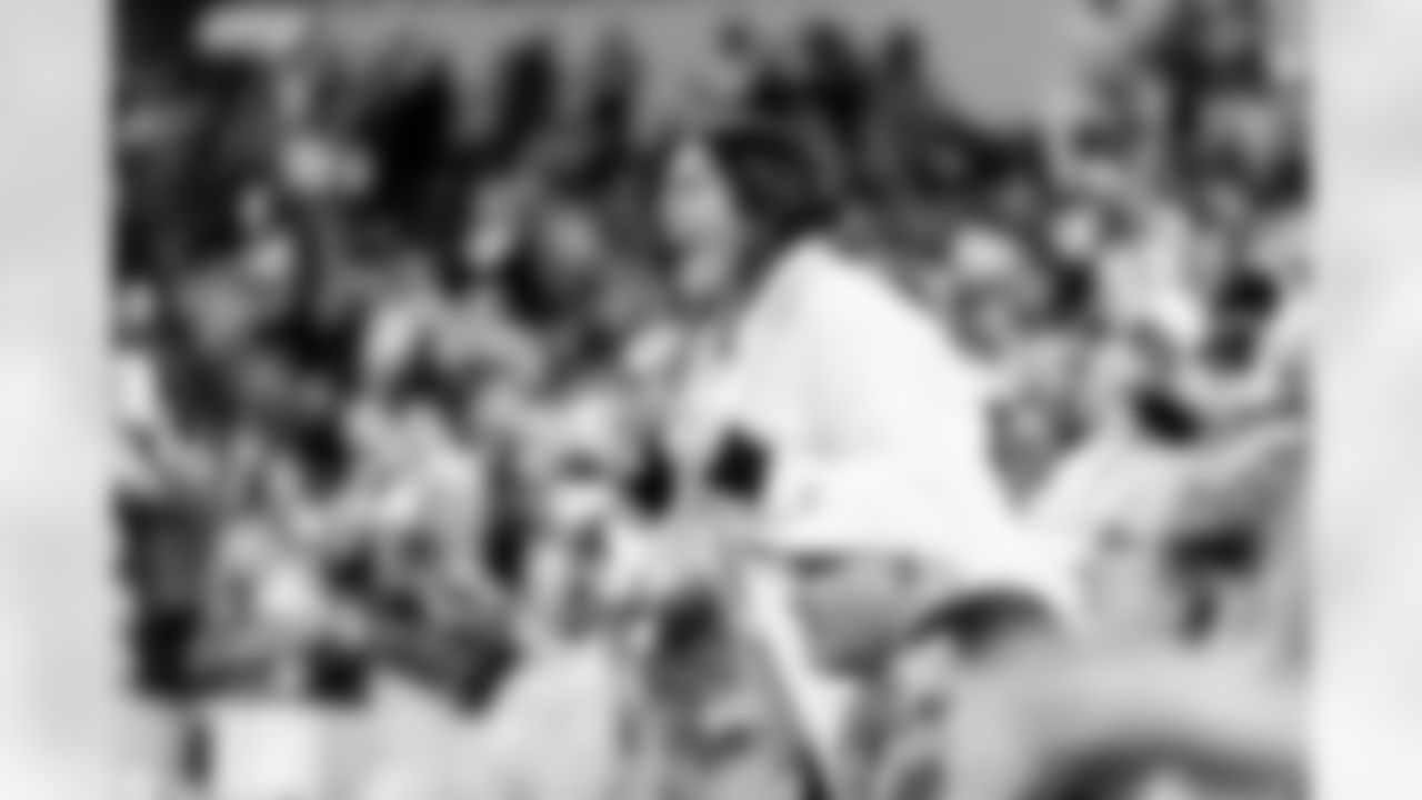 The Los Angeles Chargers play the Cincinnati Bengals on Sunday, November 17, 2024 at SoFi Stadium in Inglewood, CA.
[FINAL SCORE: LAC 34 - CIN 27]