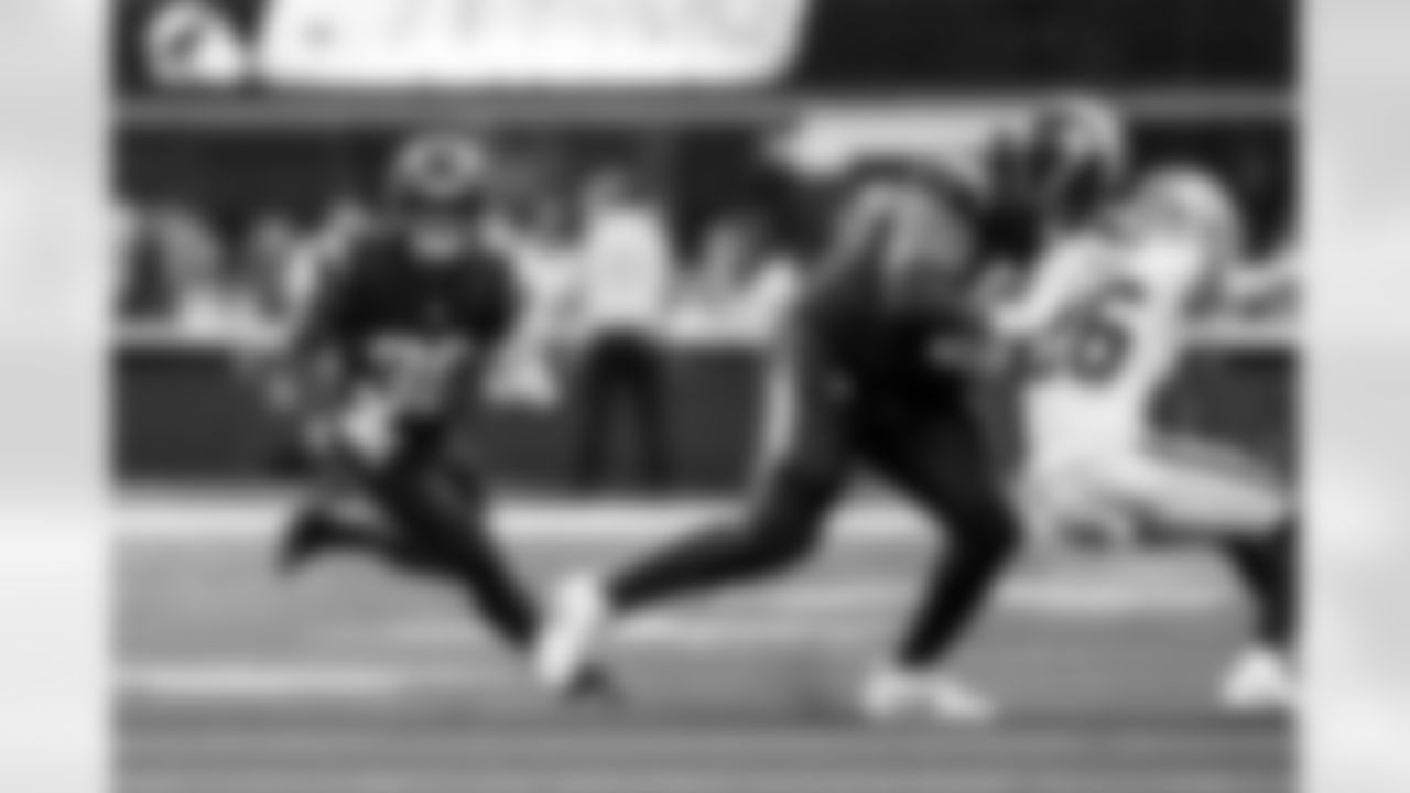 Check out the best shots from the Chargers Week 13 matchup against the Raiders!