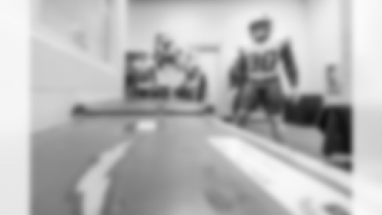 Check out the best shots from the Chargers Week 9 matchup against the Titans!