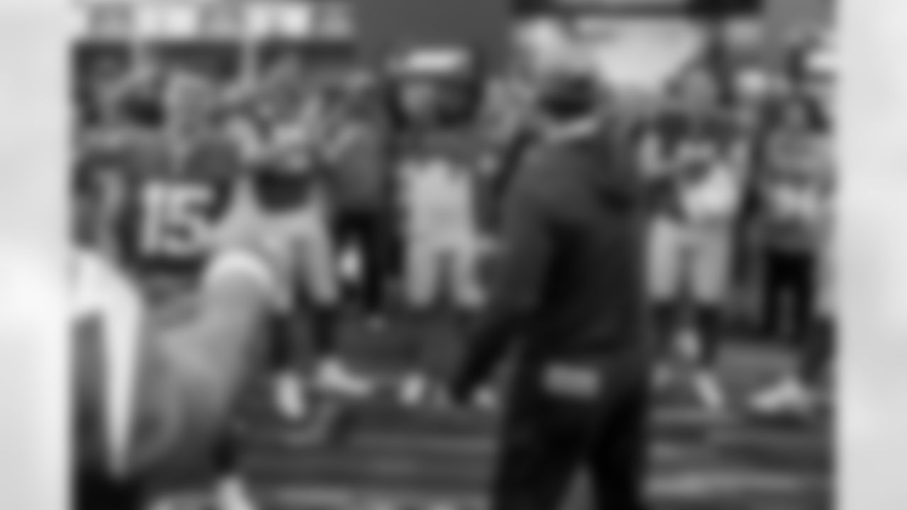 Check out the best shots from the Chargers Week 10 matchup against the Steelers!