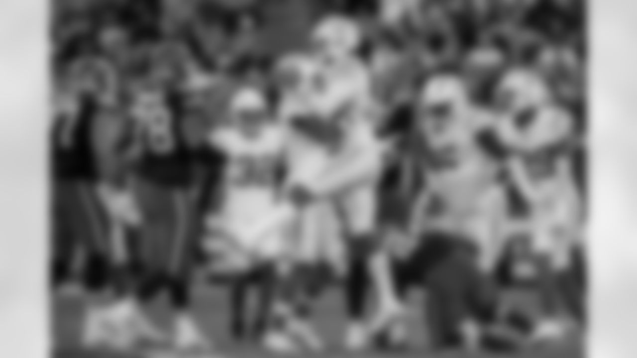 The Los Angeles Chargers play the Cleveland Browns on Sunday, November 3, 2024 at Huntington Bank Field in Cleveland, OH.
[FINAL SCORE: LAC 27- CLE 10]