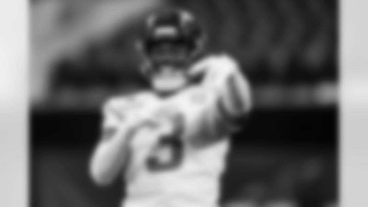 The Los Angeles Chargers practice on Wednesday, December 24, 2025 at Sofi Stadium in Inglewood, CA.