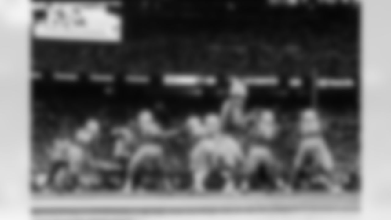 The Los Angeles Chargers play the New York Jets on Monday, November 6, 2023 at MetLife Stadium in East Rutherford, NJ.
[FINAL SCORE: LAC 27 - NYJ 6]