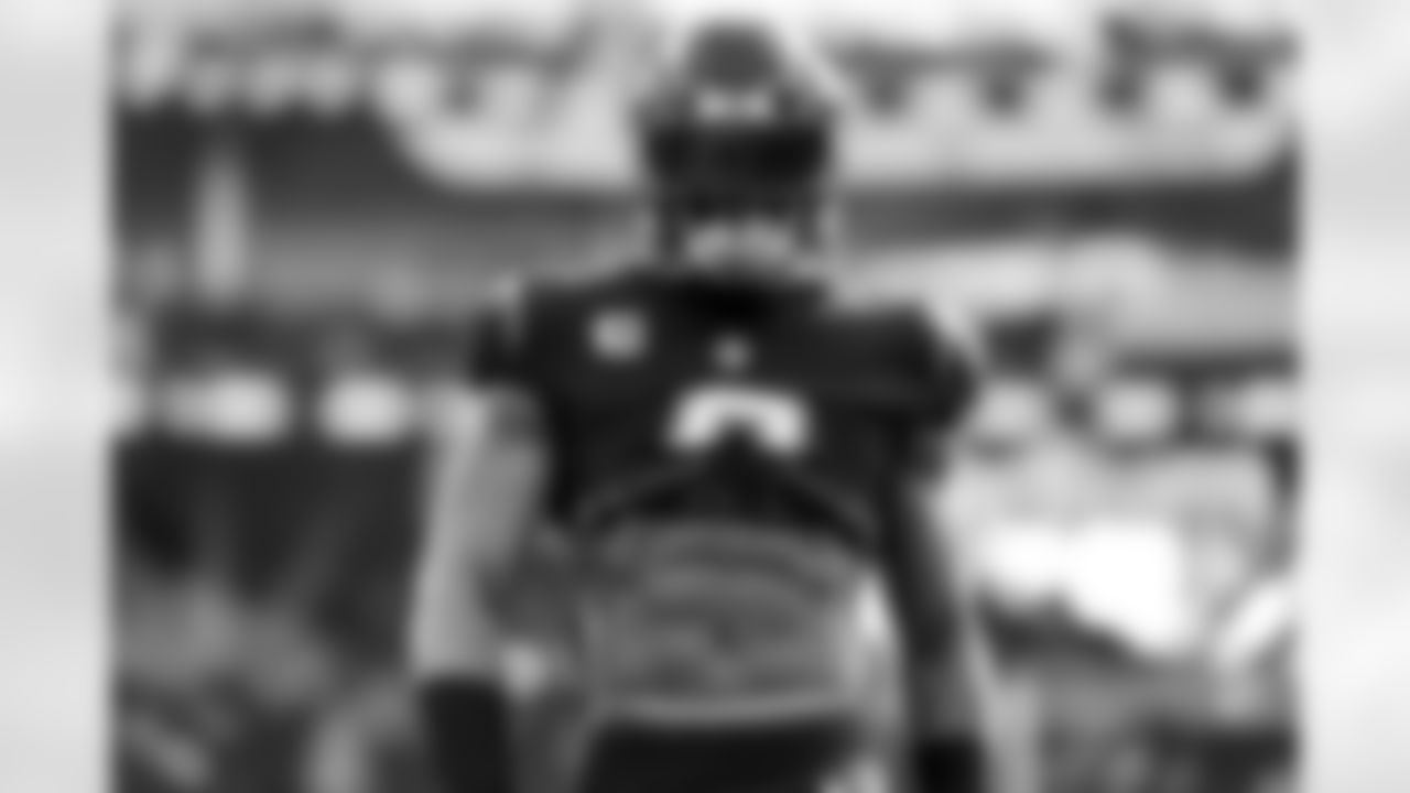 LB Daiyan Henley (0)