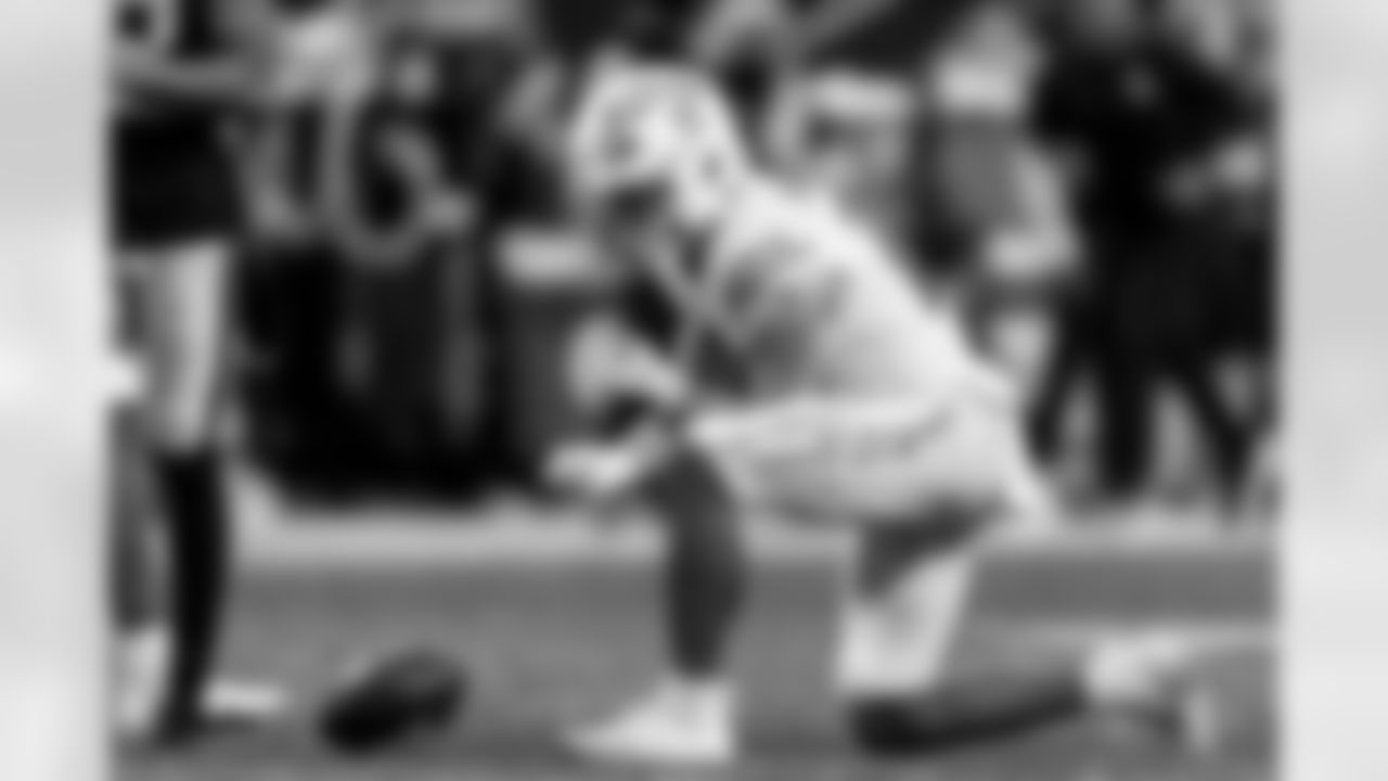 The Los Angeles Chargers play the Las Vegas Raiders on Sunday, January 5, 2025 at Allegiant Stadium in Las Vegas, NV.
[FINAL SCORE: LAC 34 - LV 20]