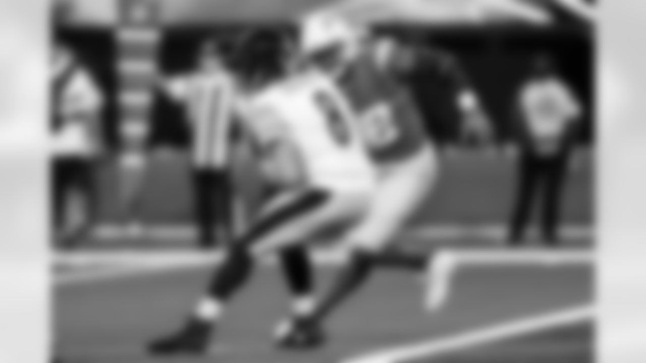 OLB Khalil Mack (52)