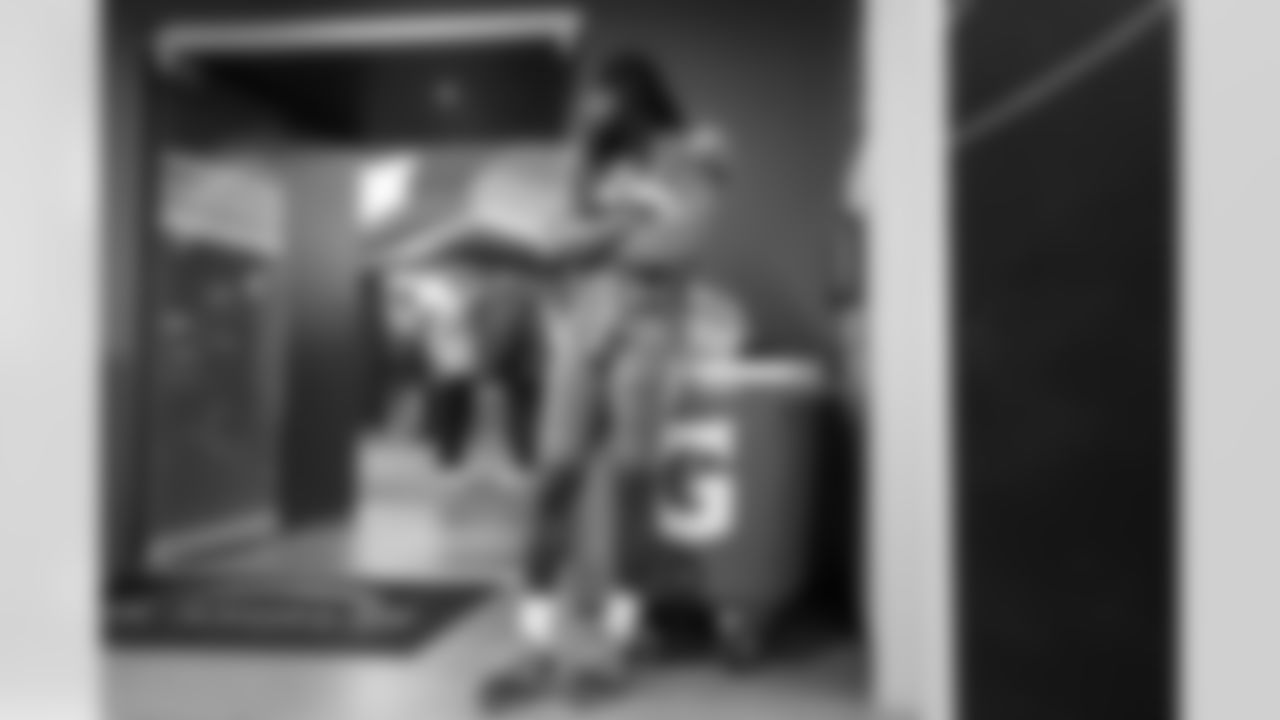 CB Donte Jackson (26)