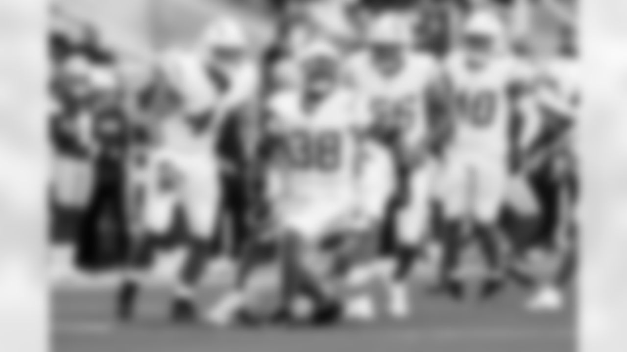 TE Stevo Klotz (41) and LB Emany Johnson (38)