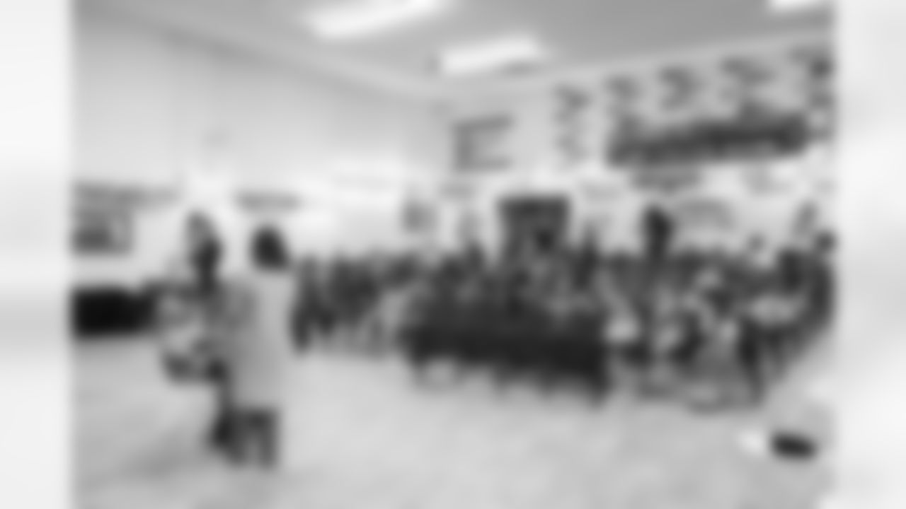 The Los Angeles Chargers host a Scholastic Book Fair on Monday, December 1, 2025 at Baldwin Hills Elementary in Los Angeles, CA.