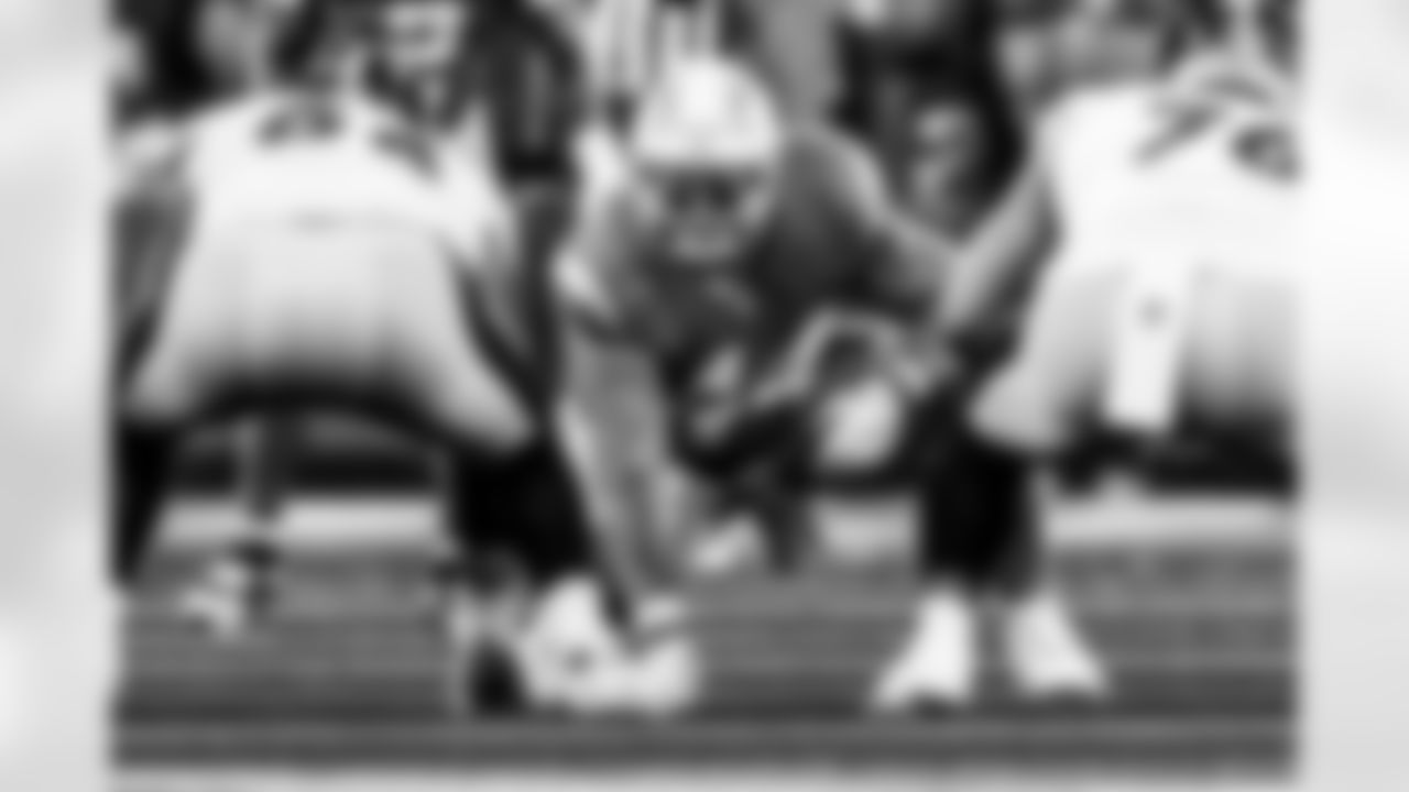 Take a look back at the Chargers Week 10 matchup with the Steelers in monochrome.