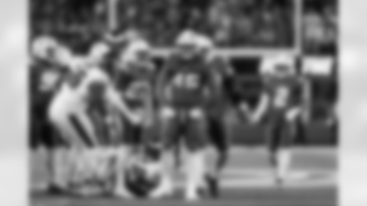 OLB Tuli Tuipulotu (45)