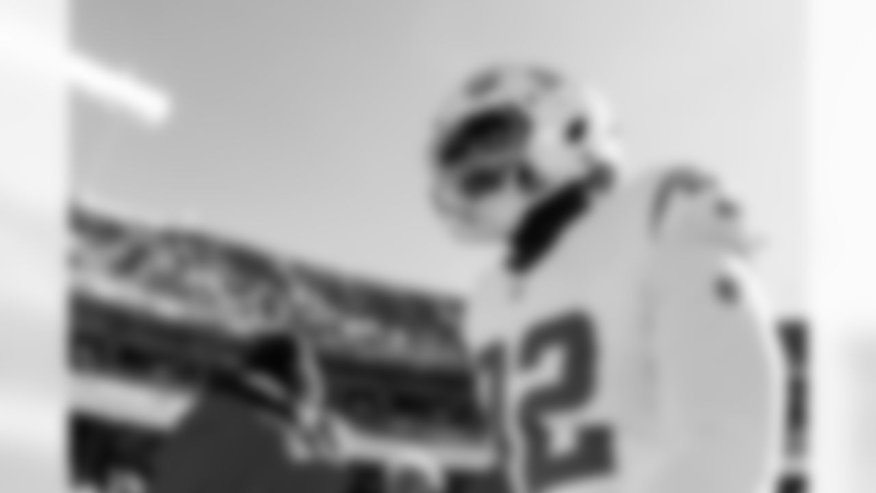 Check out the best shots from the Chargers Week 15 matchup against the Chiefs!