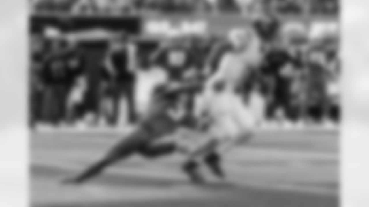 Take a look back at the best photos of Derwin James, Jr.'s 2025 campaign.