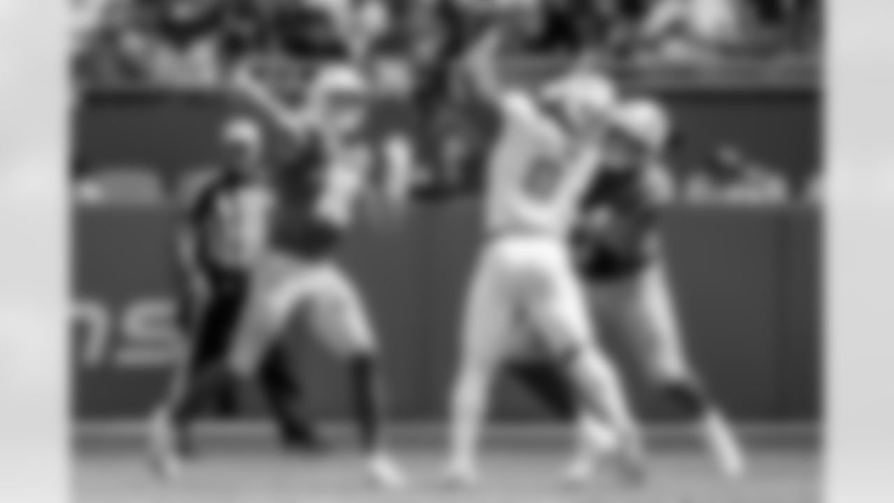 Check out the best shots from the Chargers Week 6 matchup against the Dolphins!