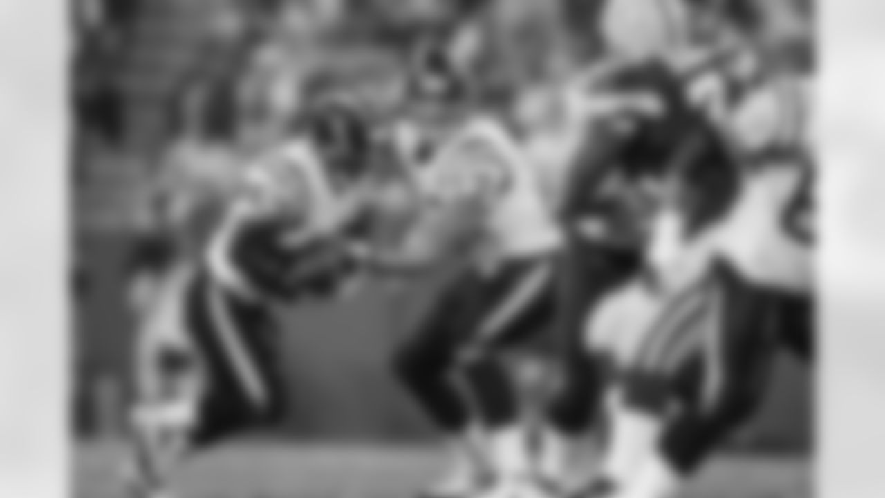 The San Diego Chargers play the Green Bay Packers on Thursday, August 11, 2005 at Lambeau Field in Green Bay, Wisconsin. 
[FINAL SCORE: GB 10 - SD 7]