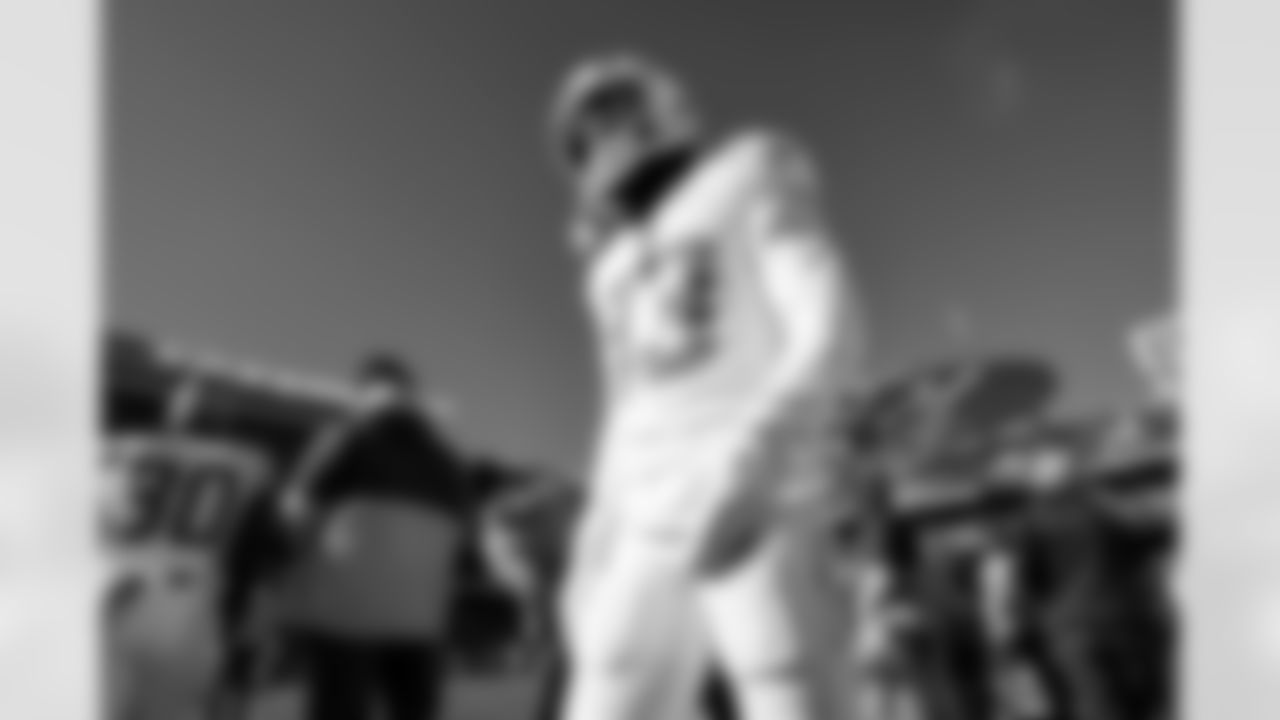 DB Deane Leonard (33)