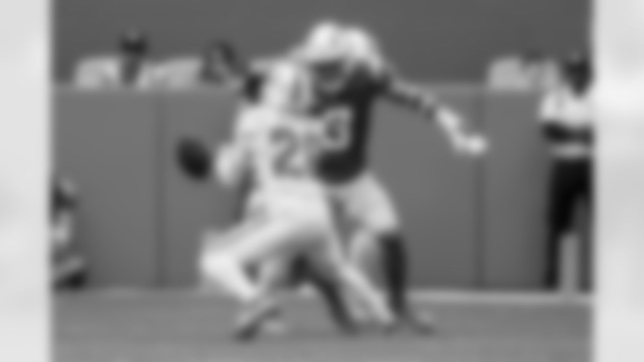 Chargers S Derwin James, Jr. (#3) in action during their Pro Bowl season.