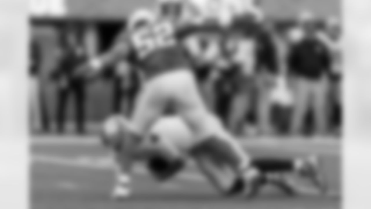 The Los Angeles Chargers play the Las Vegas Raiders on Sunday, October 1, 2023 at SoFi Stadium in Inglewood, CA.
[FINAL SCORE: LAC 24 - LV 17]