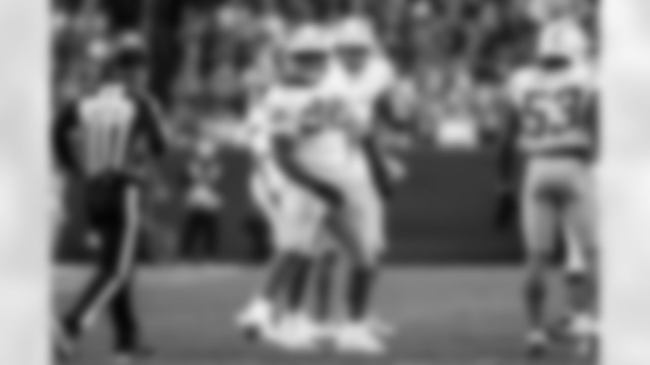 DL Justin Eboigbe (92)