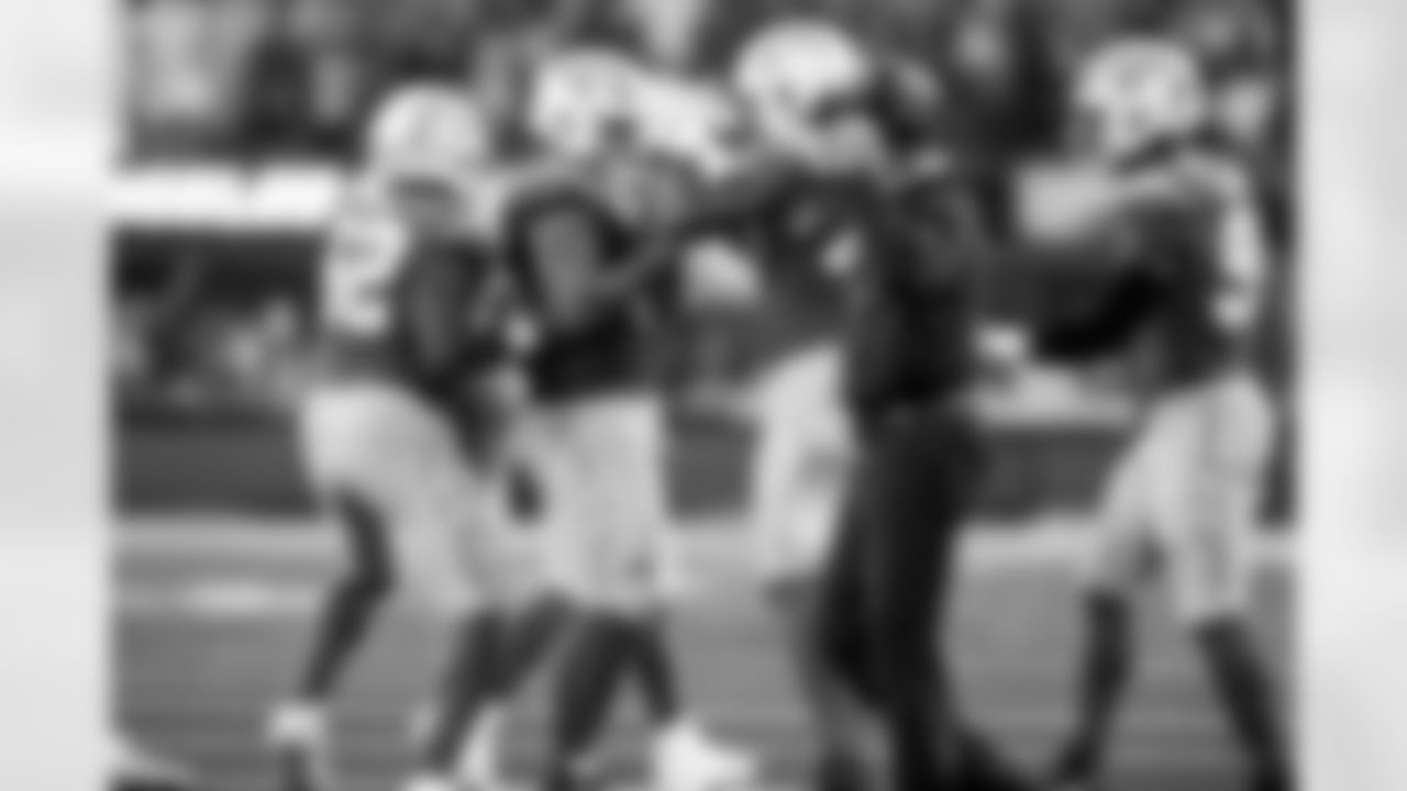 Check out the best shots from the Chargers Week 10 matchup against the Steelers!