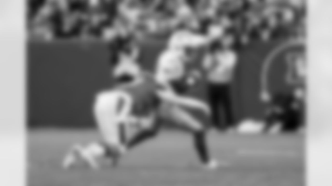 WR Derius Davis (12)