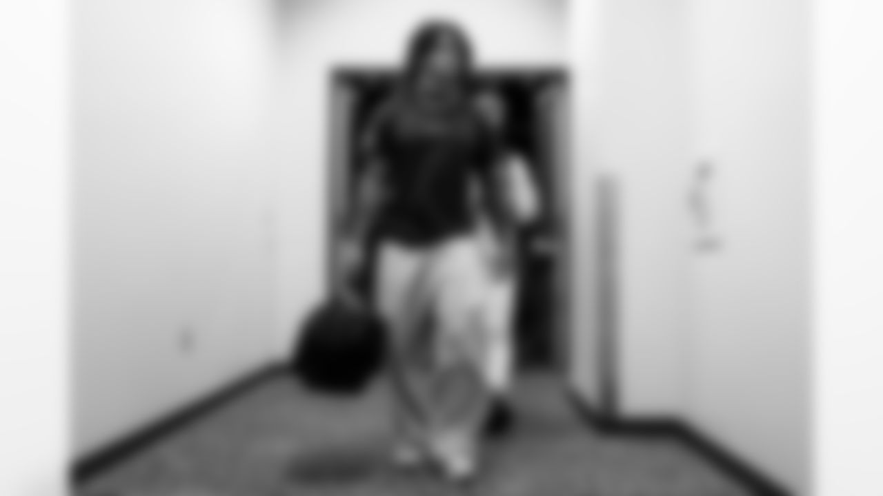 Check out the best shots from the Chargers Week 16 matchup against the Cowboys!