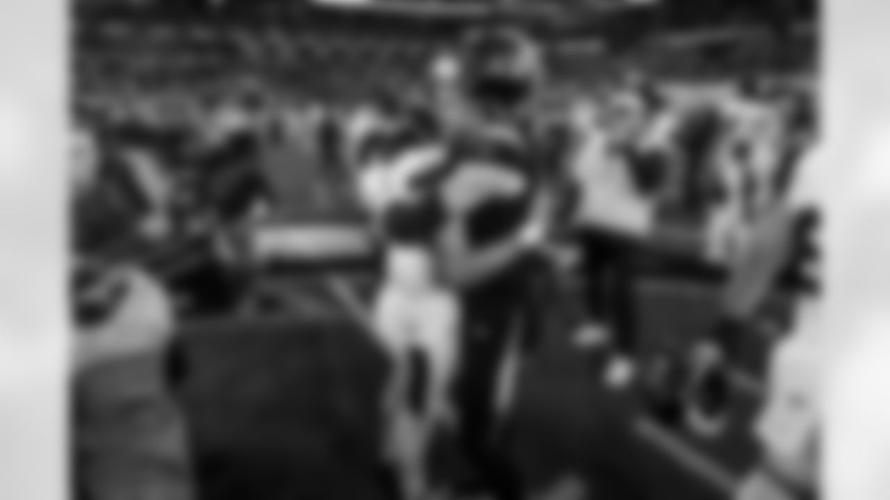 Check out the best shots from the Chargers Week 17 matchup against the Texans!