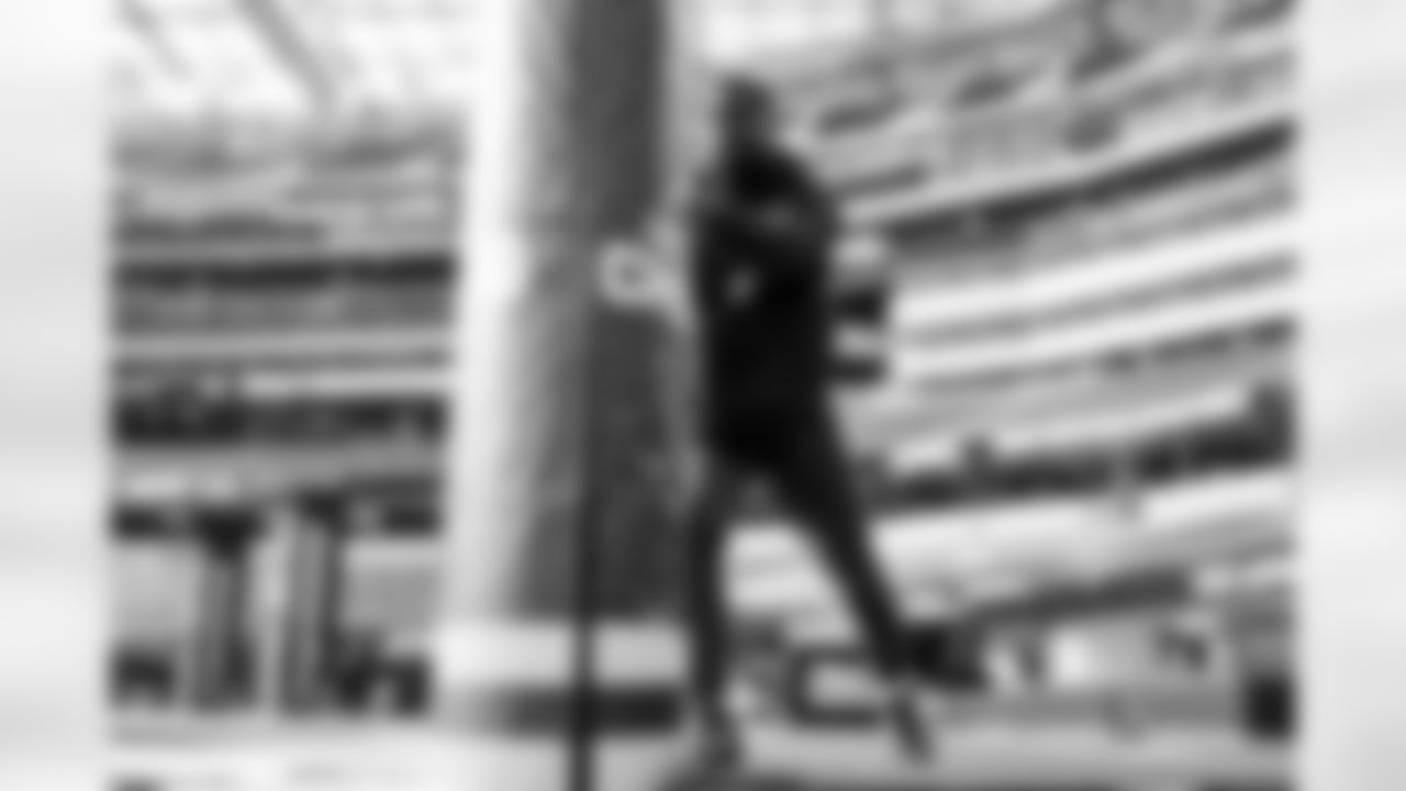 OLB Khalil Mack (52)