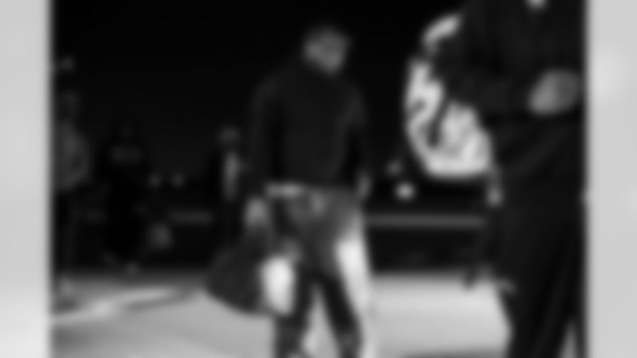 DL Da'Shawn Hand (91)