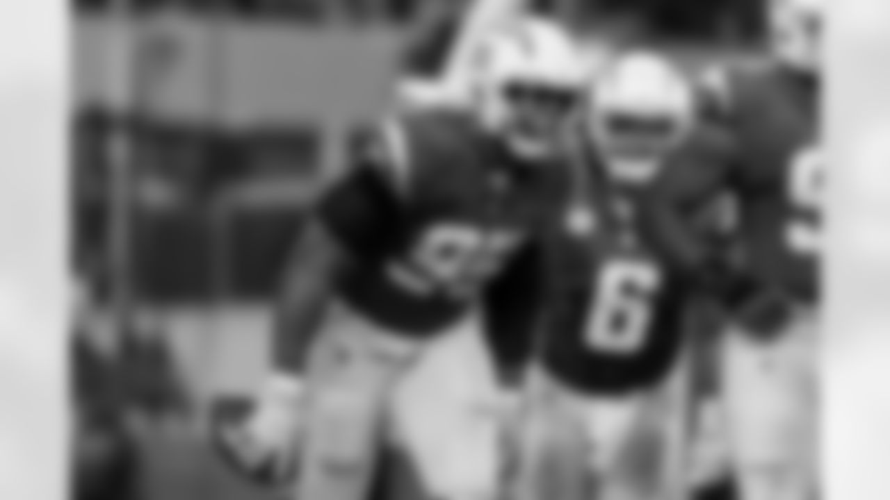 The Los Angeles Chargers play the Buffalo Bills on Saturday, December 23, 2023 at SoFi Stadium in Inglewood, CA.
[FINAL SCORE: BUF 24 - LAC 22]