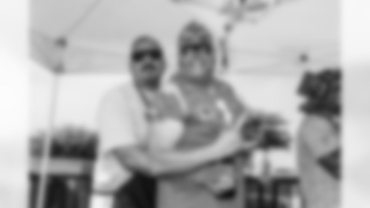 The Los Angeles Chargers play the Denver Broncos on Sunday, September 21, 2025 at SoFi Stadium in Inglewood, CA.
[FINAL SCORE: LAC 23 - DEN 20]