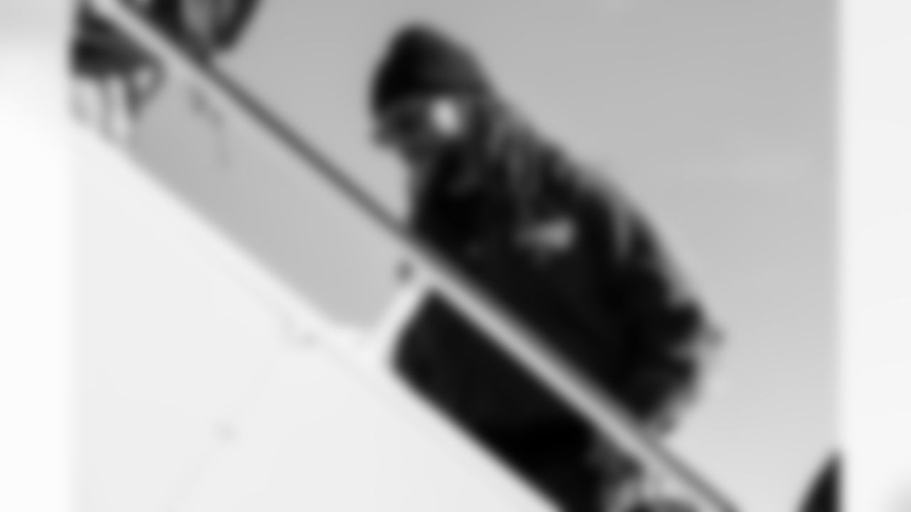 Los Angeles Chargers OLB Bud Dupree (48) travels to New England on Friday, Jan. 9, 2025 for the Wild Card matchup against the New England Patriots.