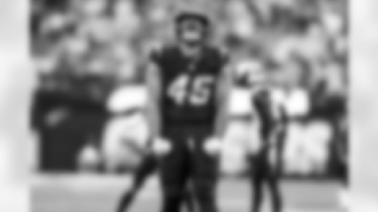 OLB Tuli Tuipulotu (45)