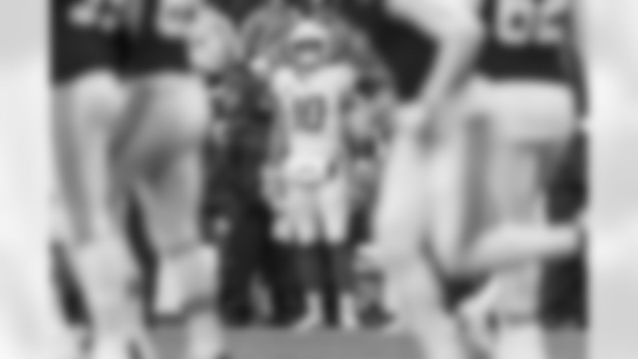 The Los Angeles Chargers play the New England Patriots on Sunday, December 3, 2023 at Gillette Stadium in Foxborough, MA.
[FINAL SCORE: LAC 6 - NE 0]