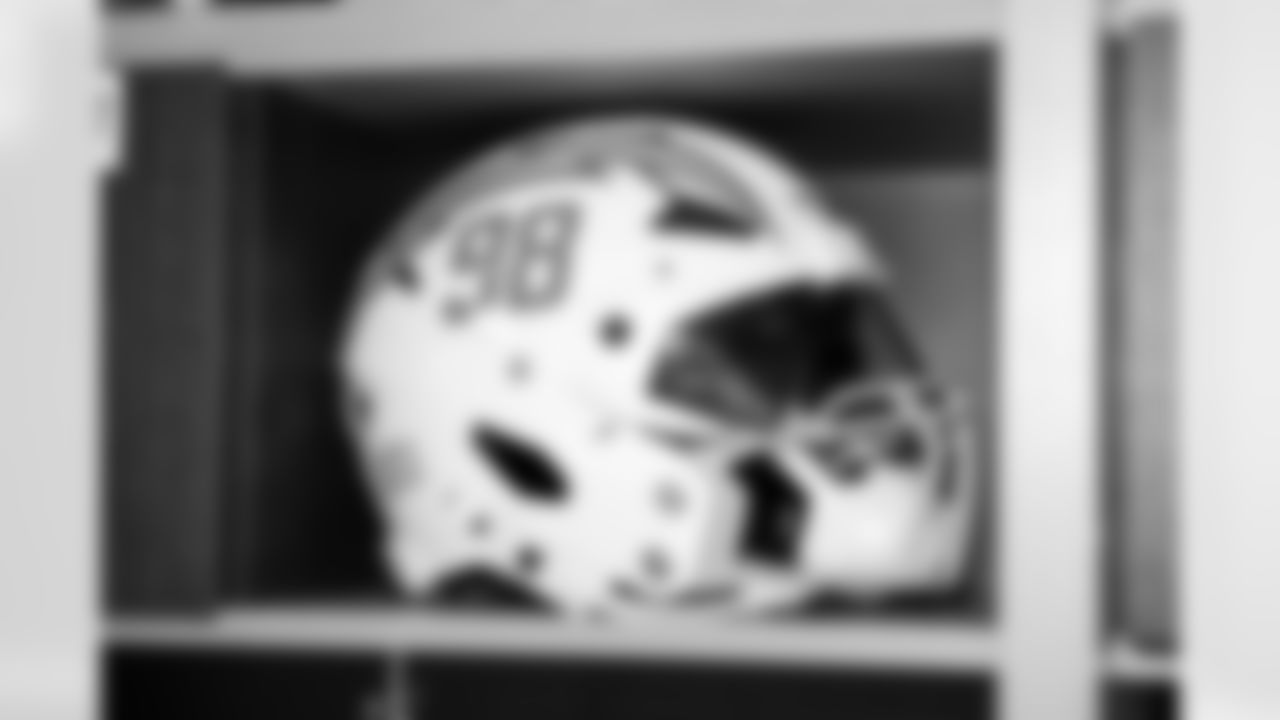 OLB Odafe Oweh (98)