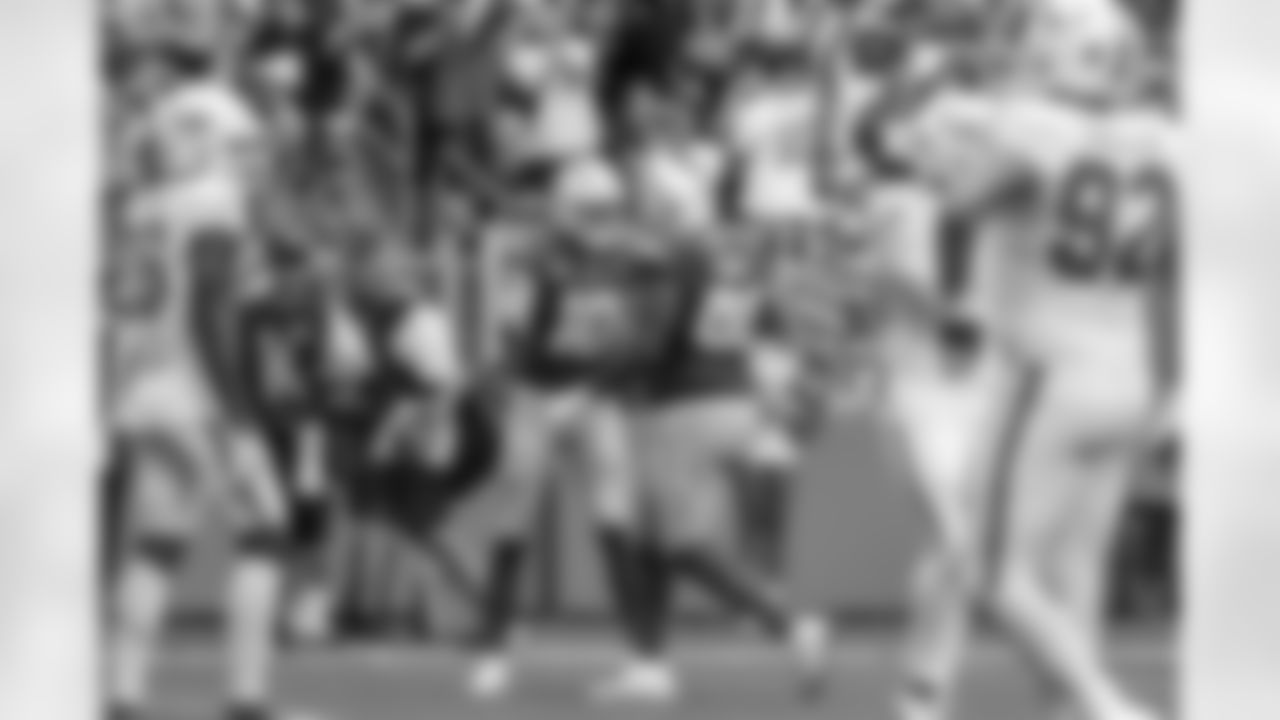 Check out the best shots from the Chargers Week 6 matchup against the Dolphins!